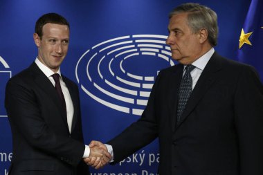 Facebook Ceo'su Mark Zuckerberg, Brüksel