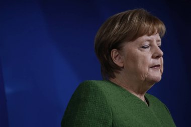 Brüksel, Belçika. 23 Mart 2018. Almanya Başbakanı Angela Merkel ve Fransa Cumhurbaşkanı Emmanuel Macron, Avrupa Birliği (Ab) liderlerinin zirvesinin ikinci gününde basın toplantısı düzenledi. 