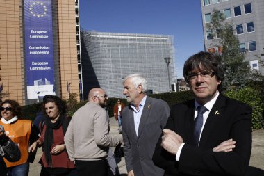 Carles Puigdemont destek protestosu katıldı membe tutuklandı