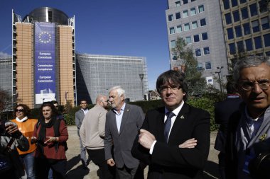 Carles Puigdemont destek protestosu katıldı membe tutuklandı