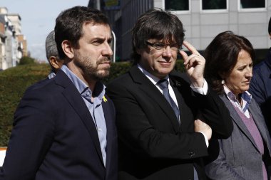 Carles Puigdemont destek protestosu katıldı membe tutuklandı