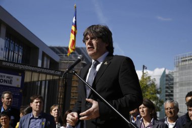 Carles Puigdemont destek protestosu katıldı membe tutuklandı