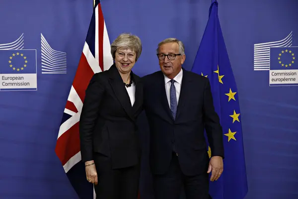 Möte mellan Storbritanniens premiär minister Theresa May — Stockfoto