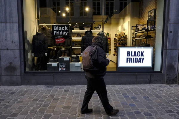 Черная Пятница в Брюсселе, Бельгия — стоковое фото
