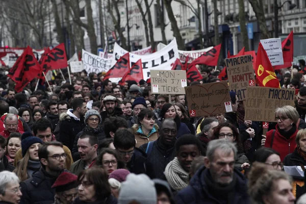 Протестувальники Відвідують Демонстрацію Під Час Національного Дня Удару Реформам Парижі — стокове фото