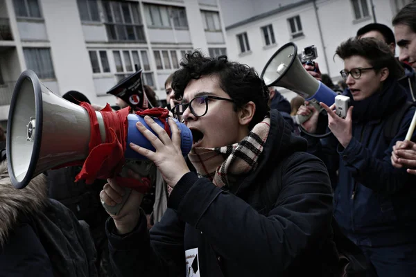 Los Estudiantes Corean Consignas Durante Una Manifestación Durante Día Nacional —  Fotos de Stock