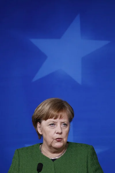 Germany's Chancellor Angela Merkel and French president Emmanuel — Stock Photo, Image