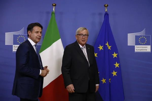 Möte mellan Italiens premiär minister Giuseppe Conte och Europ — Stockfoto