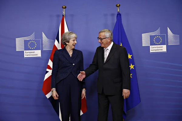 Ontmoeting tussen minister-president van het Verenigd Koninkrijk Theresa May — Stockfoto