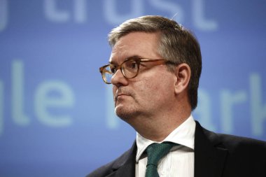 Basın toplantısı Komiserleri Mariya Gabriel ve Julian King, B