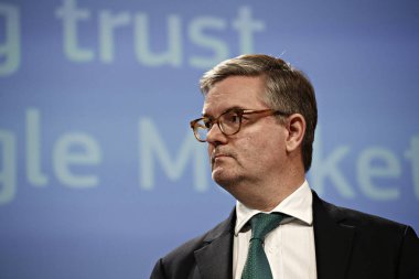 Basın toplantısı Komiserleri Mariya Gabriel ve Julian King, B