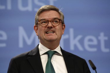 Basın toplantısı Komiserleri Mariya Gabriel ve Julian King, B