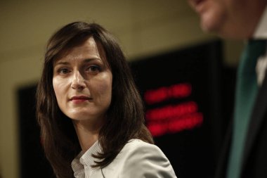 Basın toplantısı Komiserleri Mariya Gabriel ve Julian King, B