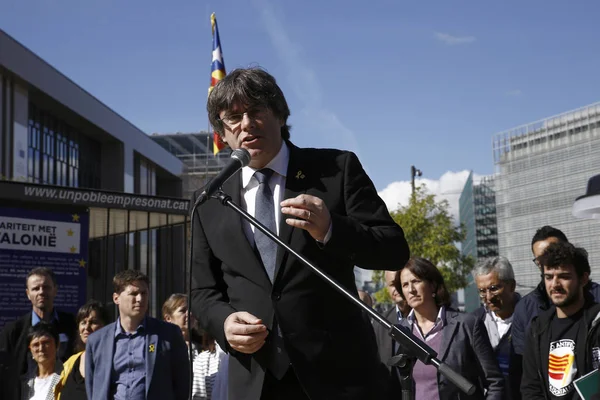 Carles Puigdemont destek protestosu katıldı membe tutuklandı
