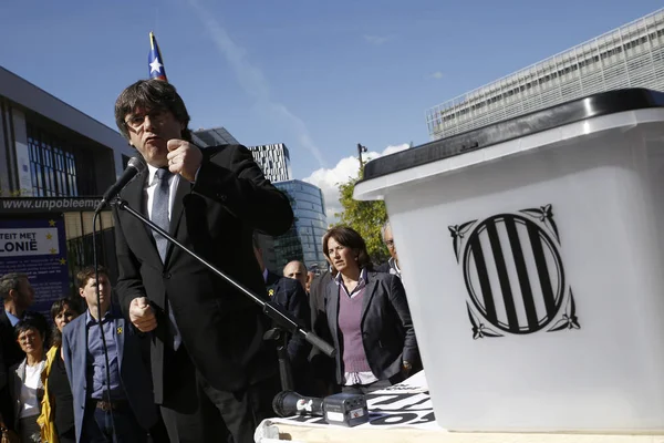Carles Puigdemont destek protestosu katıldı membe tutuklandı