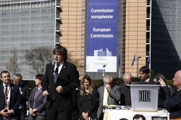Carles Puigdemont destek protestosu katıldı membe tutuklandı