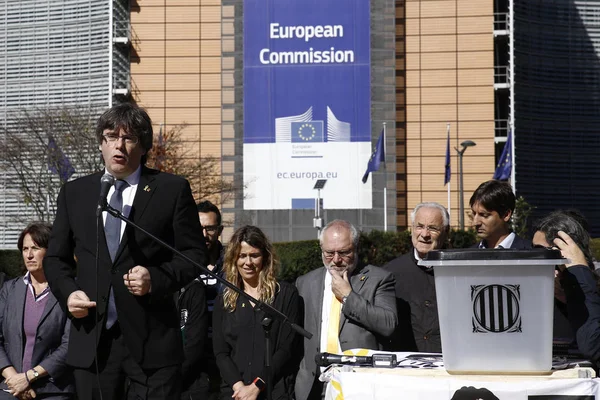 Carles Puigdemont destek protestosu katıldı membe tutuklandı