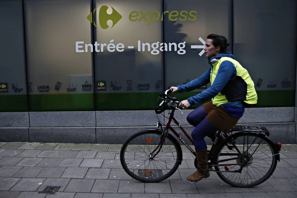 Belçika - Fransa - Ekonomi - Finans - Carrefour