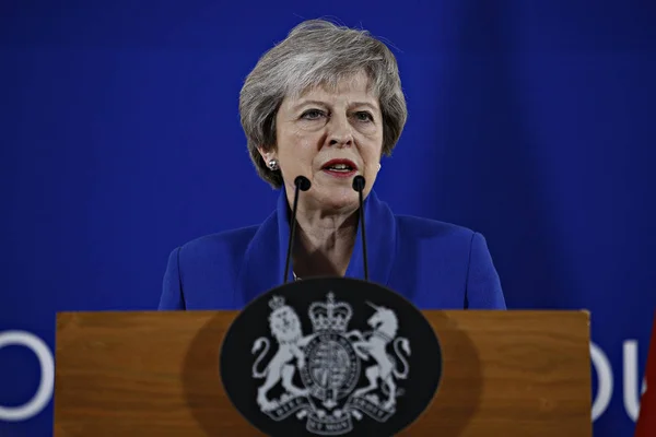 Britse eerste minister Theresa May spreekt tijdens een pers confere — Stockfoto