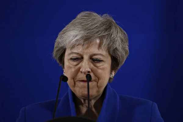 Британський прем'єр-міністр Тереза може говорити під час прес-сповіді — стокове фото