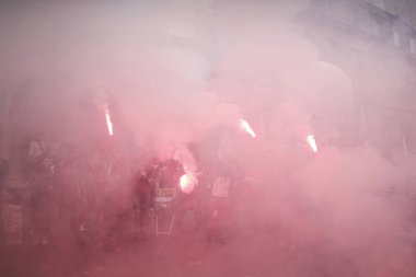 Paris'te demiryolu işçileri protesto