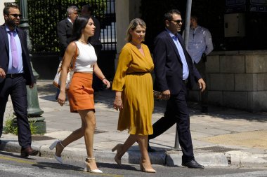 Vatandaşları Koruma Bakan Yardımcısı Katerina Papakosta, 29 Ağustos 2018 tarihinde Yunanistan'ın Başkenti Atina'daki Cumhurbaşkanlığı Sarayı'nda yeni atanan hükümet üyelerinin yemin törenine katılmak üzere geldi.