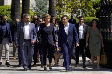 Başbakan Alexis Tsipras, 29 Ağustos 2018 tarihinde Yunanistan'ın Başkenti Atina'daki Cumhurbaşkanlığı Sarayı'nda yeni atanan hükümet üyelerinin yemin törenine katılmak üzere geldi.