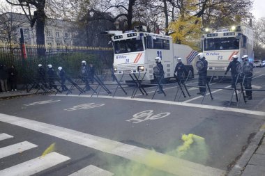 Brüksel'de Sarı Yelekler Protestosu