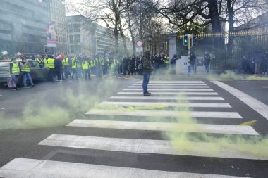 Brüksel'de Sarı Yelekler Protestosu
