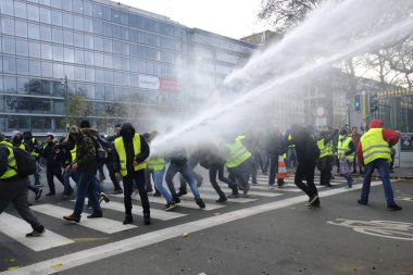 Brüksel'de Sarı Yelekler Protestosu
