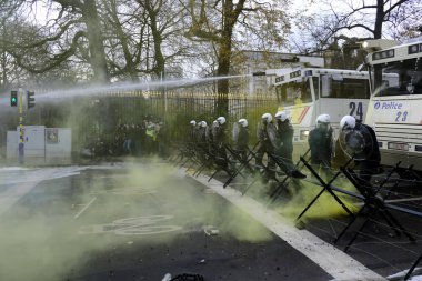 Brüksel'de Sarı Yelekler Protestosu