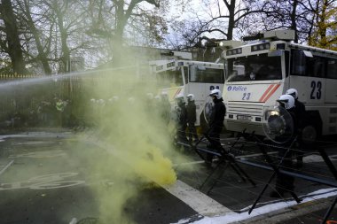 Brüksel'de Sarı Yelekler Protestosu