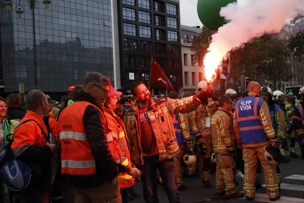 Bomberos y trabajadores del sector público en huelga. Países Bajos , — Foto de Stock