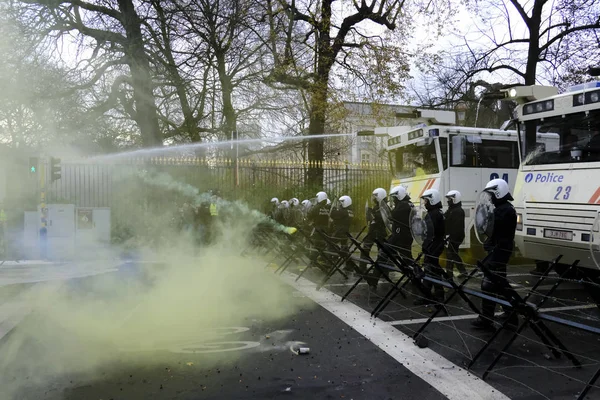 Brüksel'de Sarı Yelekler Protestosu