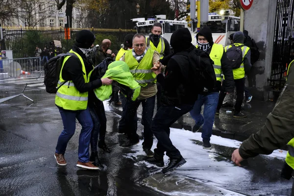 Protesto de Coletes Amarelos em Bruxelas — Fotografia de Stock