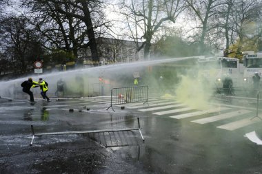 Brüksel'de Sarı Yelekler Protestosu
