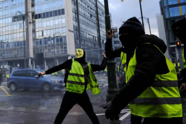 Brüksel'de Sarı Yelekler Protestosu
