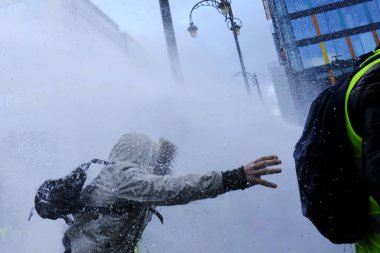 Brüksel'de Sarı Yelekler Protestosu