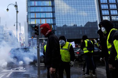 Brüksel'de Sarı Yelekler Protestosu