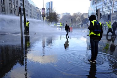 Brüksel'de Sarı Yelekler Protestosu
