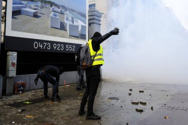 Brüksel'de Sarı Yelekler Protestosu