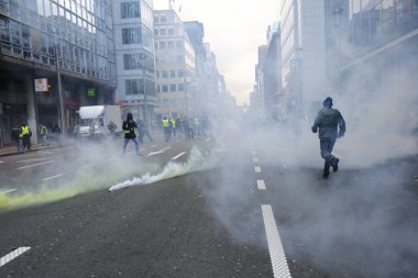 Brüksel'de Sarı Yelekler Protestosu
