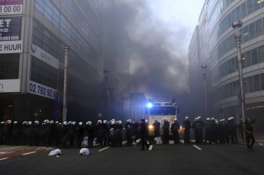 Brüksel'de Sarı Yelekler Protestosu