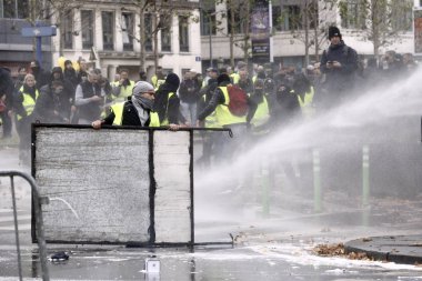 Brüksel'de Sarı Yelekler Protestosu