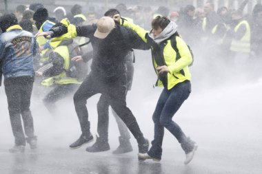 Brüksel'de Sarı Yelekler Protestosu