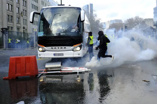 Brüksel'de Sarı Yelekler Protestosu