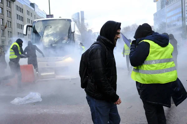 Brüksel'de Sarı Yelekler Protestosu