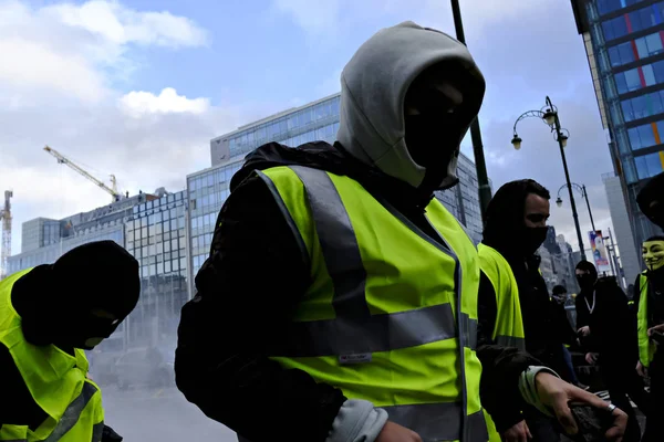 Brüksel'de Sarı Yelekler Protestosu