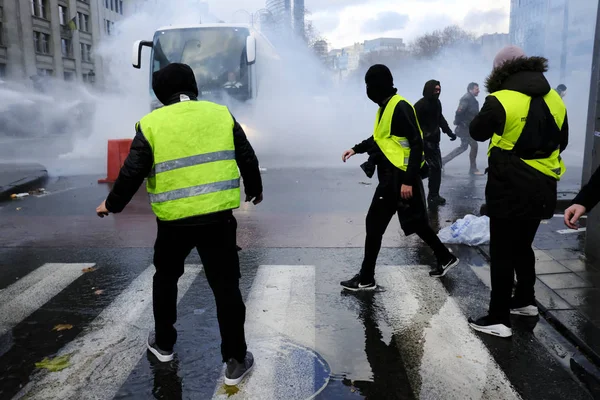 Brüksel'de Sarı Yelekler Protestosu