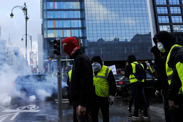 Brüksel'de Sarı Yelekler Protestosu